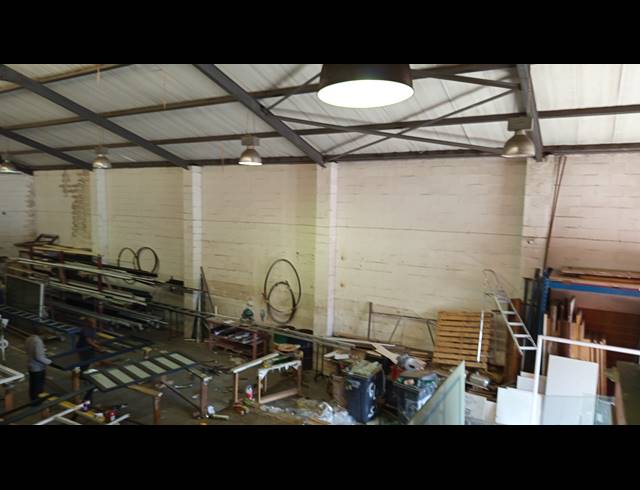 284M² MINI FACTORY TO LET IN MAITLAND